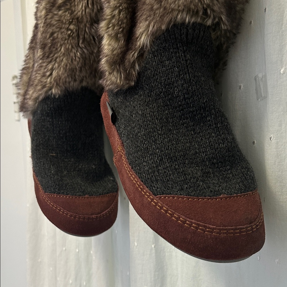 Acorn Slouch Boot/Slipper Women’s 5-6 Black/Brown Faux Fur Trim Loungewear - Picture 8 of 14